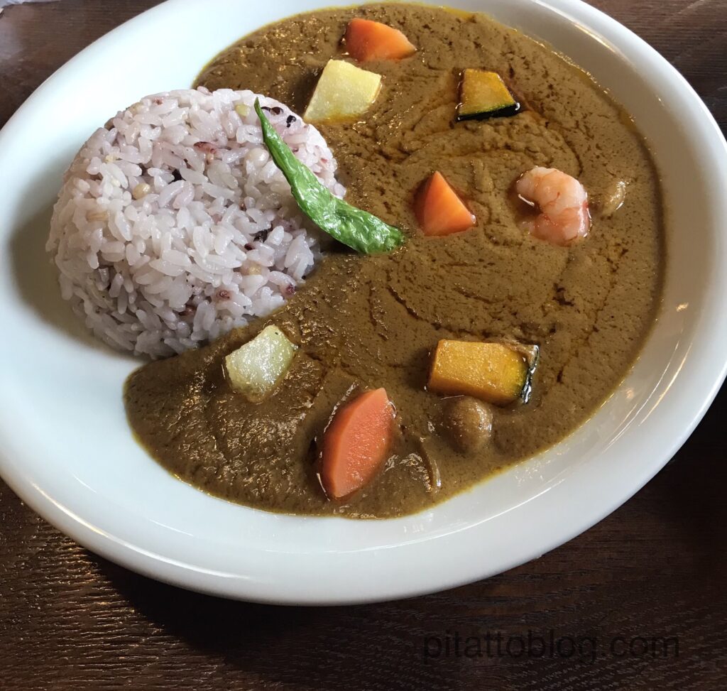 たねの隣りの薬膳カレー